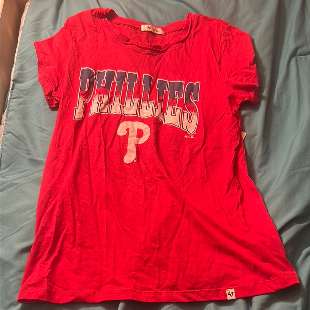 Women’s Philadelphia Phillies T-shirt